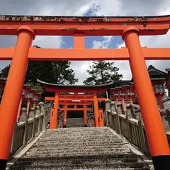 久井稲生神社