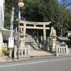 福良八幡神社