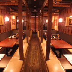はち丸 本店