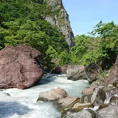 小滝川ヒスイ峡