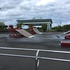 鳥取県東郷湖羽合臨海公園はわいスケートパーク