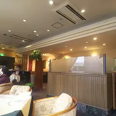 ブラッスリー シャトレー ラフォーレ清水園