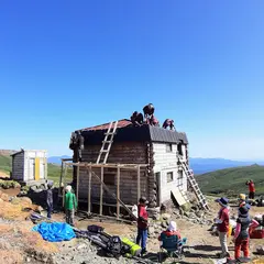 上ホロカメットク山避難小屋