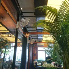 N.Y table (エヌ・ワイ テーブル)