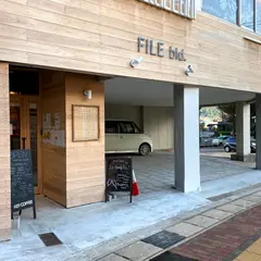 イタリアの台所 レ ファミリエ