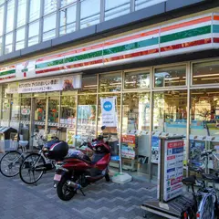 セブン-イレブン 横浜鶴見豊岡町店