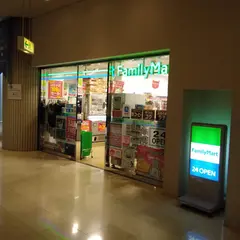 ファミリーマート ホテルマイステイズプレミア成田店
