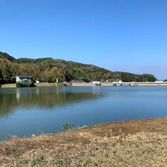 鷹島海中ダム湖畔公園