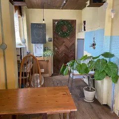taramu book & cafe