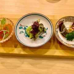 シノワスミイ