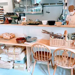 may's bakery