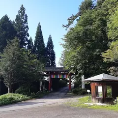 円空仏寺宝館