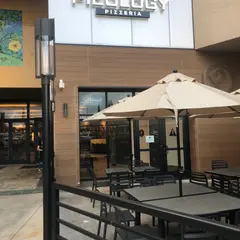 Pieology Pizzeria Windward Mall