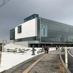 富山県美術館