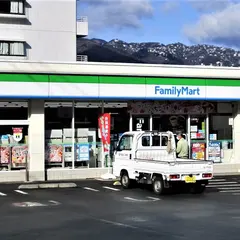 ファミリーマート 熱海網代店