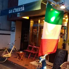 taverna LA LIBERTÀ (タヴェルナ ラ リベルタ)