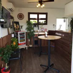 ホットドッくん