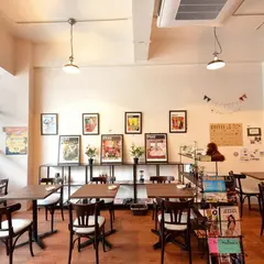 Rockwell coffee (ドッグカフェではありません)