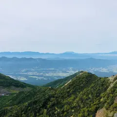 編笠山