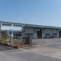 カネ六