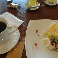 カフェ グリーンネックレス