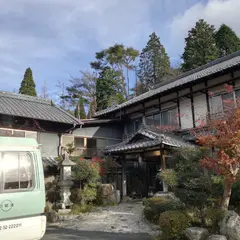柿野温泉鶯鳴荘