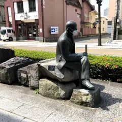 宮澤賢治銅像