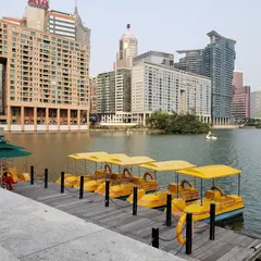Nam Van Lake