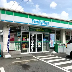 ファミリーマート 建部川口店