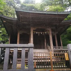 天津神社本殿