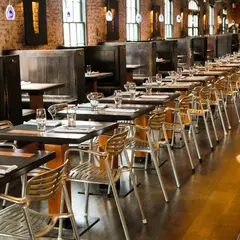 Pure Spirits Oyster House & Grill