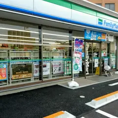 ファミリーマート 水戸大町三丁目店