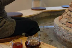 御徒町で足湯カフェ