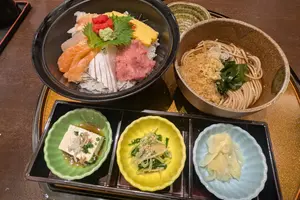 一般OKの社員食堂～～最高に美味しいケーキ。はとバスも！欲張りな東京↔日本橋の旅