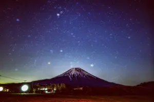夜から楽しむ！富士山星空周回ドライブ