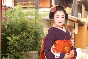 京都で舞妓はん体験！はんなり女子旅！