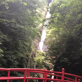 洒水の滝