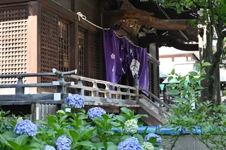 白山神社
