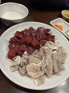 プチョンユッケ 本店/プチョンユッケ ポンジョム / 부촌육회 본점プチョンユッケ 本店