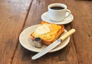 MOON mica takahashi COFFEE SALON