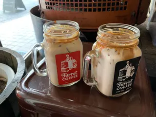 Turret Coffee （ターレットコーヒー）