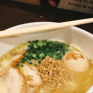 鶏の穴