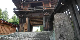 飛騨高山の寺町をぐるりと巡る徒歩の旅