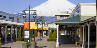 富士山を見ながらショッピング！御殿場アウトレットは東京から車で約90分♪