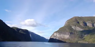 ノルウェー山岳鉄道と船で行くフィヨルドの旅