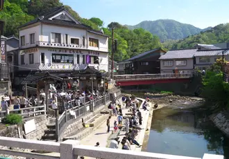 源泉温度は９８度・日本一ともいわれる熱い源泉、湯村温泉を探索するプラン