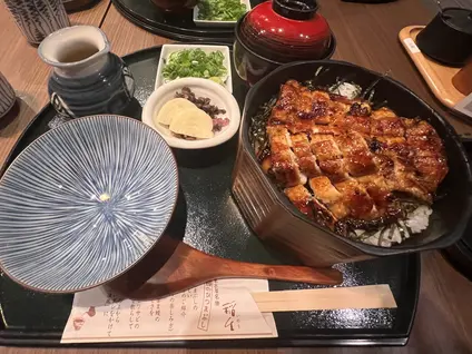 どんぶり稲生エスカ店