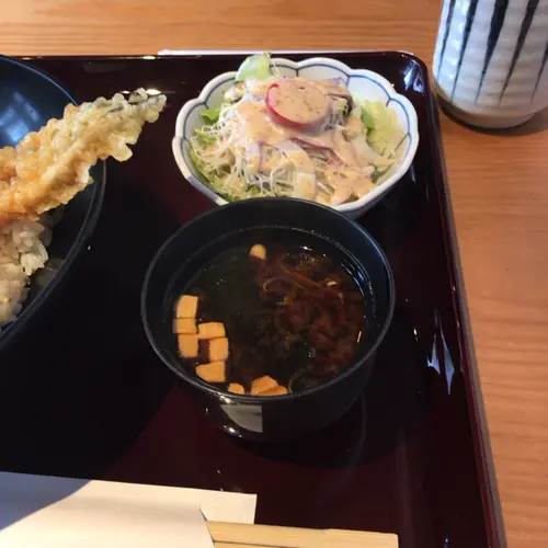 ワインと天ぷら まる正