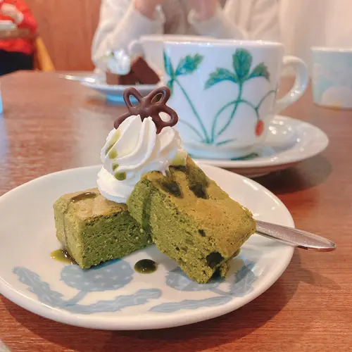 カフェ＆ギャラリー もえぎの