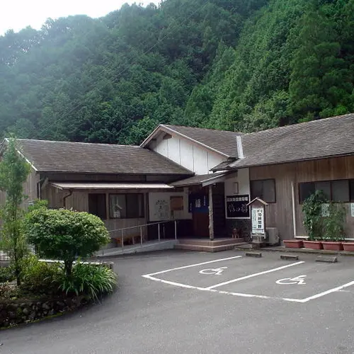 湯泉地温泉 滝の湯